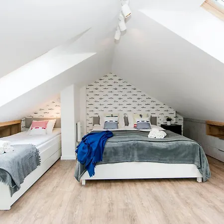 Apartment Dwupoziomowy 17d